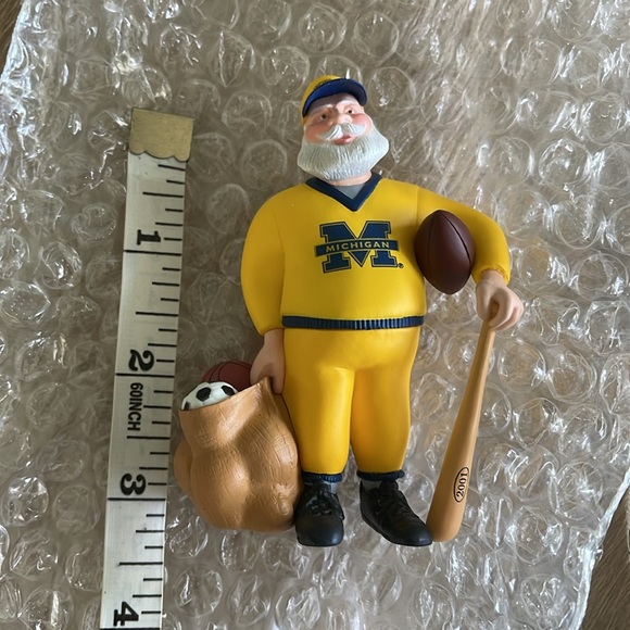 NIB University of Michigan Wolverines Ornament - Picture 7 of 7